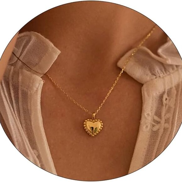 14k Gold Plated Heart Necklace for Women with Tiny Heart Pendant and Elegant Des - Picture 1 of 7